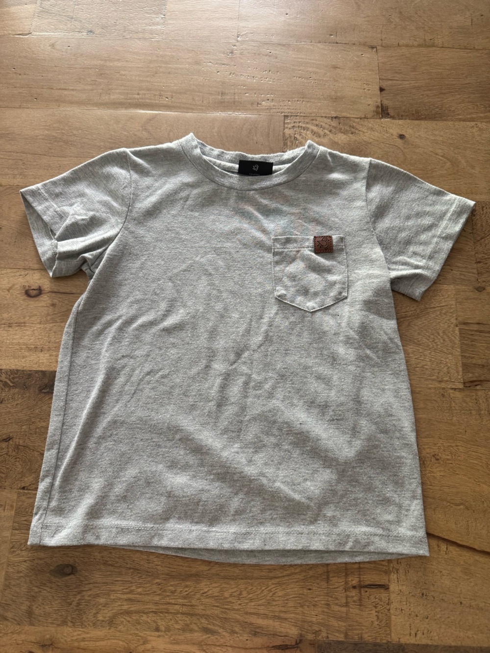 Birdz Kids Grey Pocket Tee sz 6